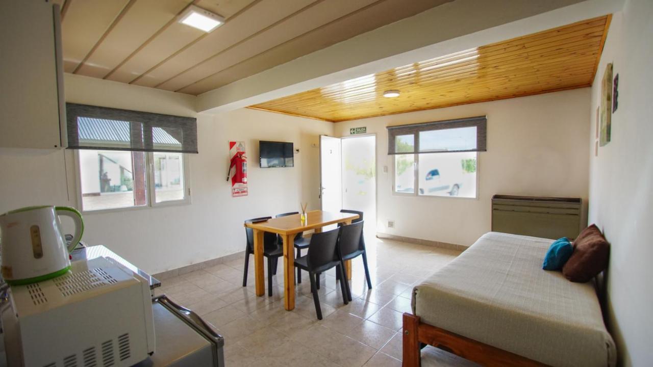 Hostería y Apart Hotel Amigo del Mundo El Calafate Exterior foto